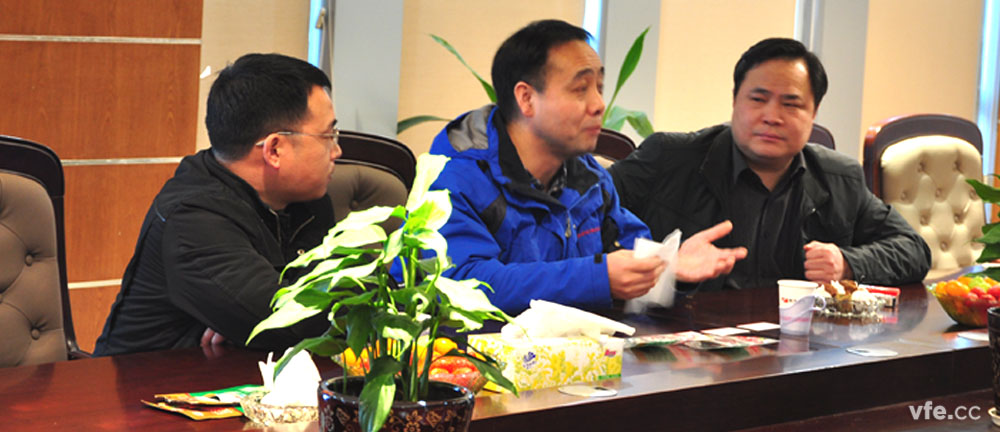 全國電磁計量技術(shù)委員會邵海明秘書長在湖南省計量檢測研究院李慶先副院長的陪同下，蒞臨銀河電氣指導(dǎo)工作